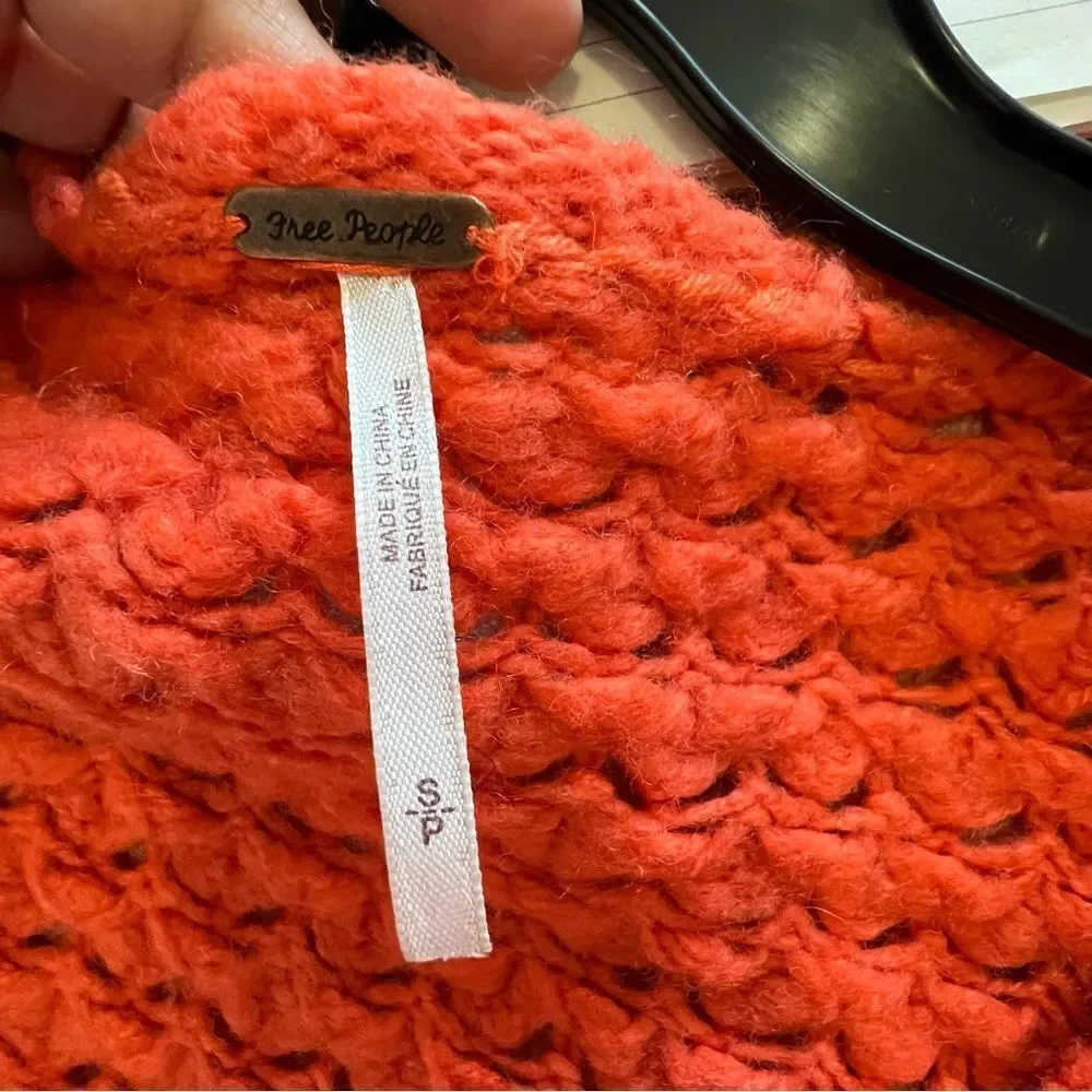 Free People Crashing Waves Pullover Knit Long Sleeve Orange Women’s Sweater Sz S